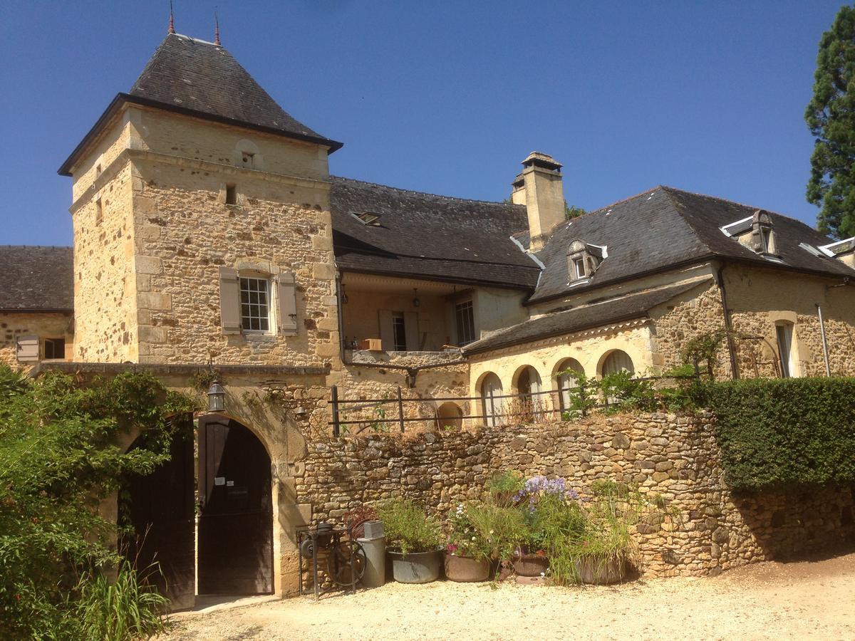Lo Petit Cretsou Bed and Breakfast Simeyrols Exteriör bild